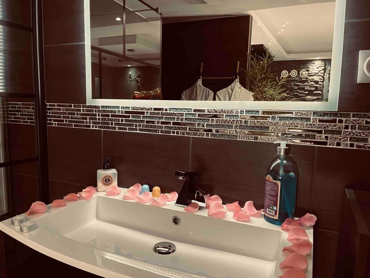 O Venus Spa Sin-le-Noble Kültér fotó
