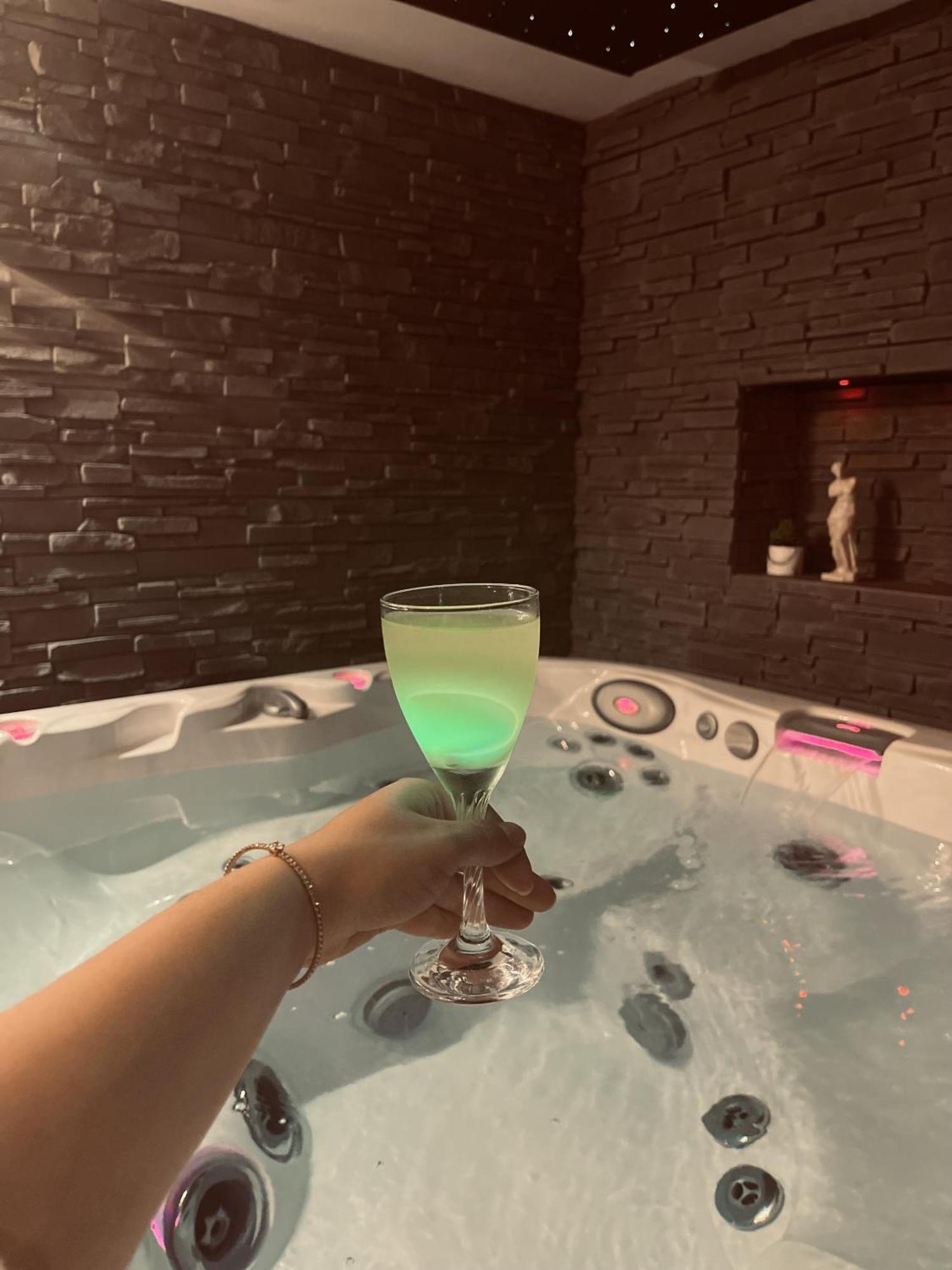 O Venus Spa Sin-le-Noble Kültér fotó